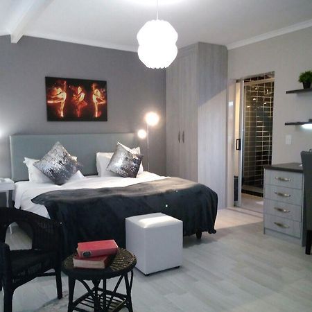 Mulenvo Guest House Bloubergstrand Εξωτερικό φωτογραφία
